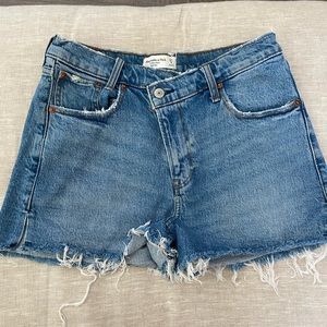 Crossover button high waist mom denim short